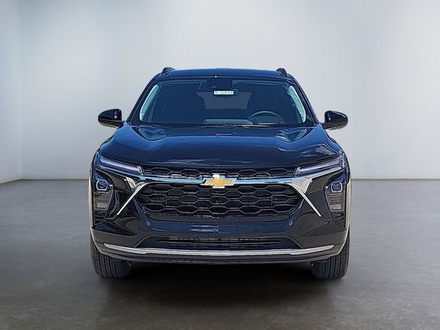 2025 Chevrolet Trax LT photo 8