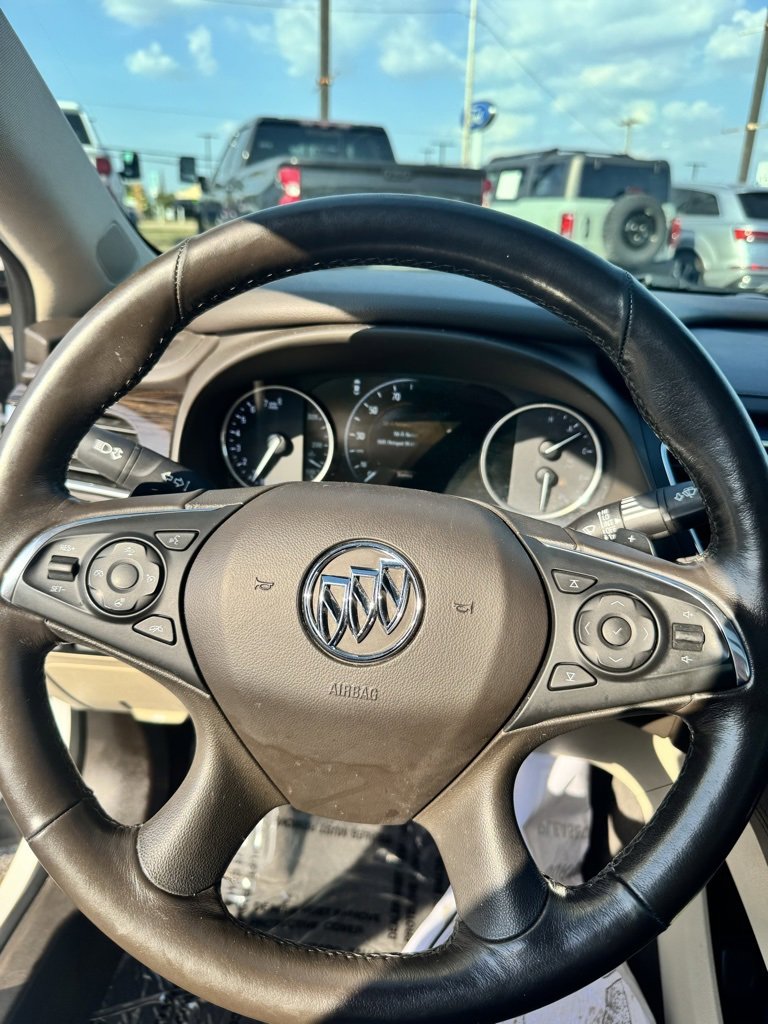 2017 Buick LaCrosse Premium photo 10