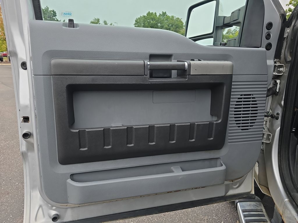 2016 Ford F-250 photo 24