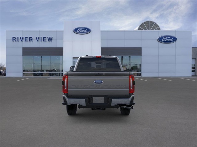 2025 Ford F-350 Lariat photo 5