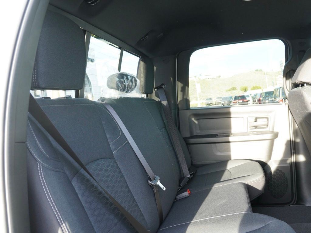 New 2026 Bright White Clear-Coat Exterior Paint RAM Tradesman image 19