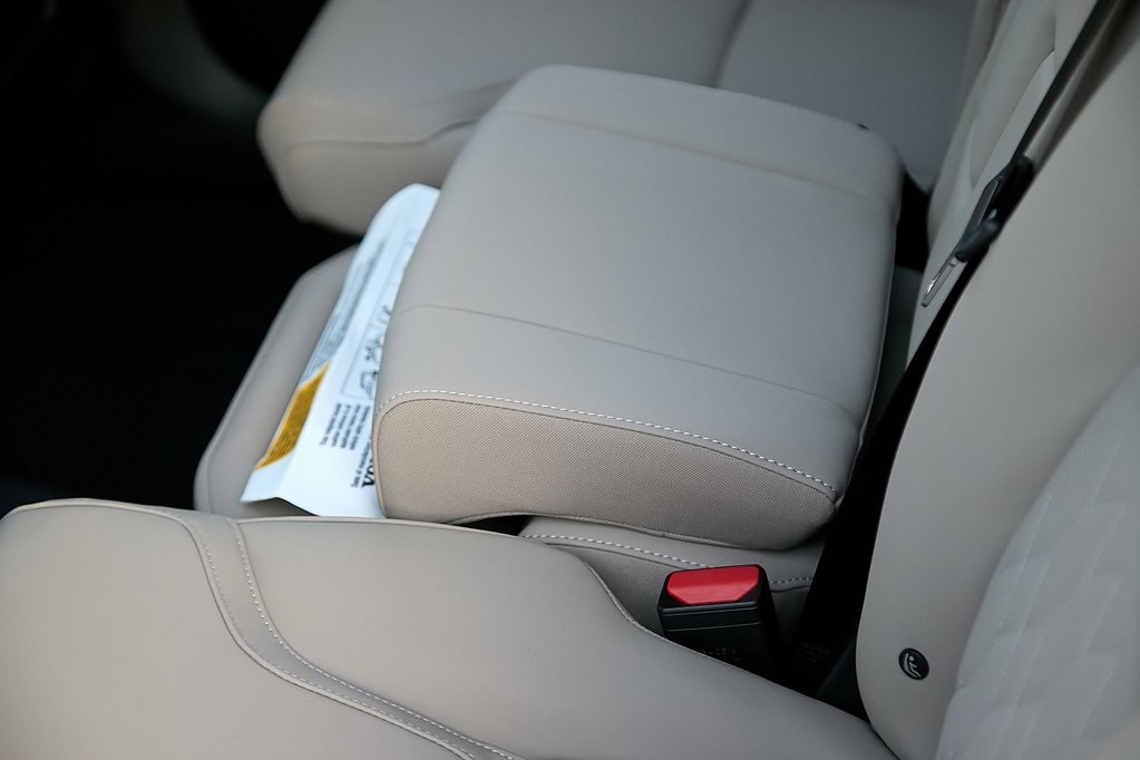 2026 VOLVO XC90 - Image 22