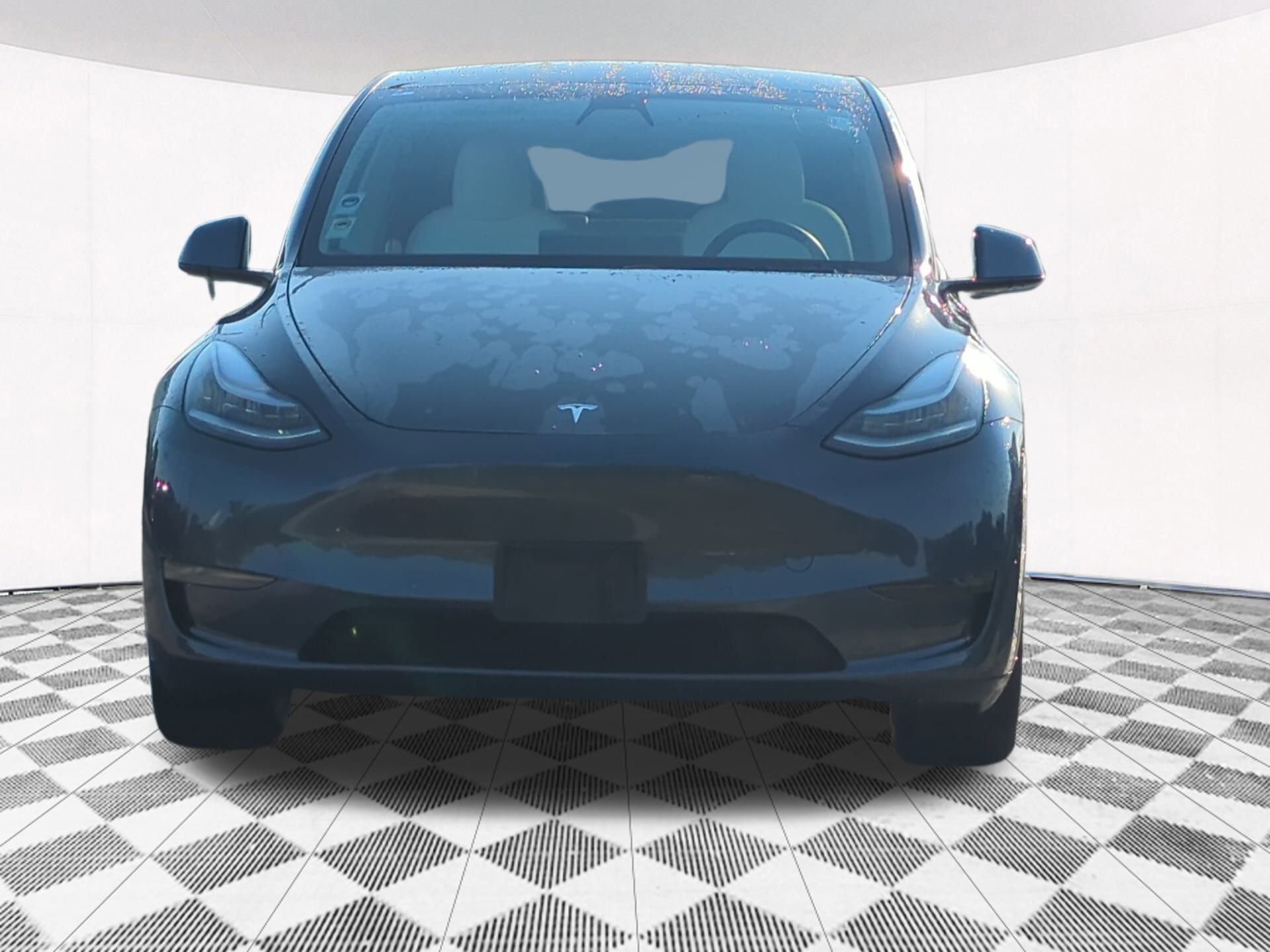 2020 Tesla Model Y Long Range photo 4