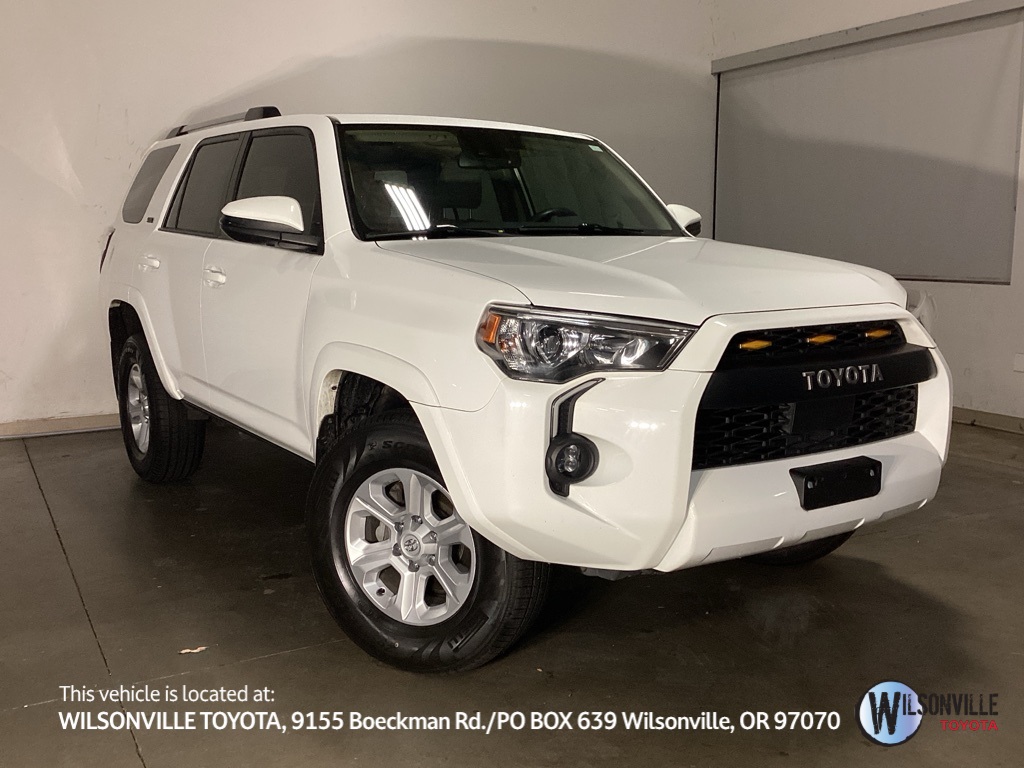 2022 Toyota 4Runner SR5 Premium's photo