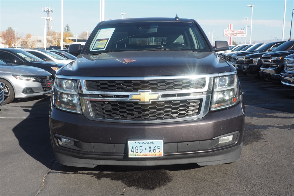 2015 Chevrolet Suburban LT photo 2