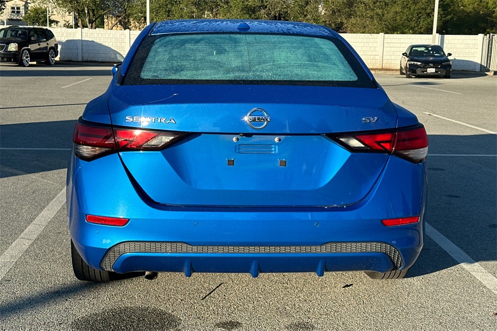 2023 Nissan Sentra SV photo 3