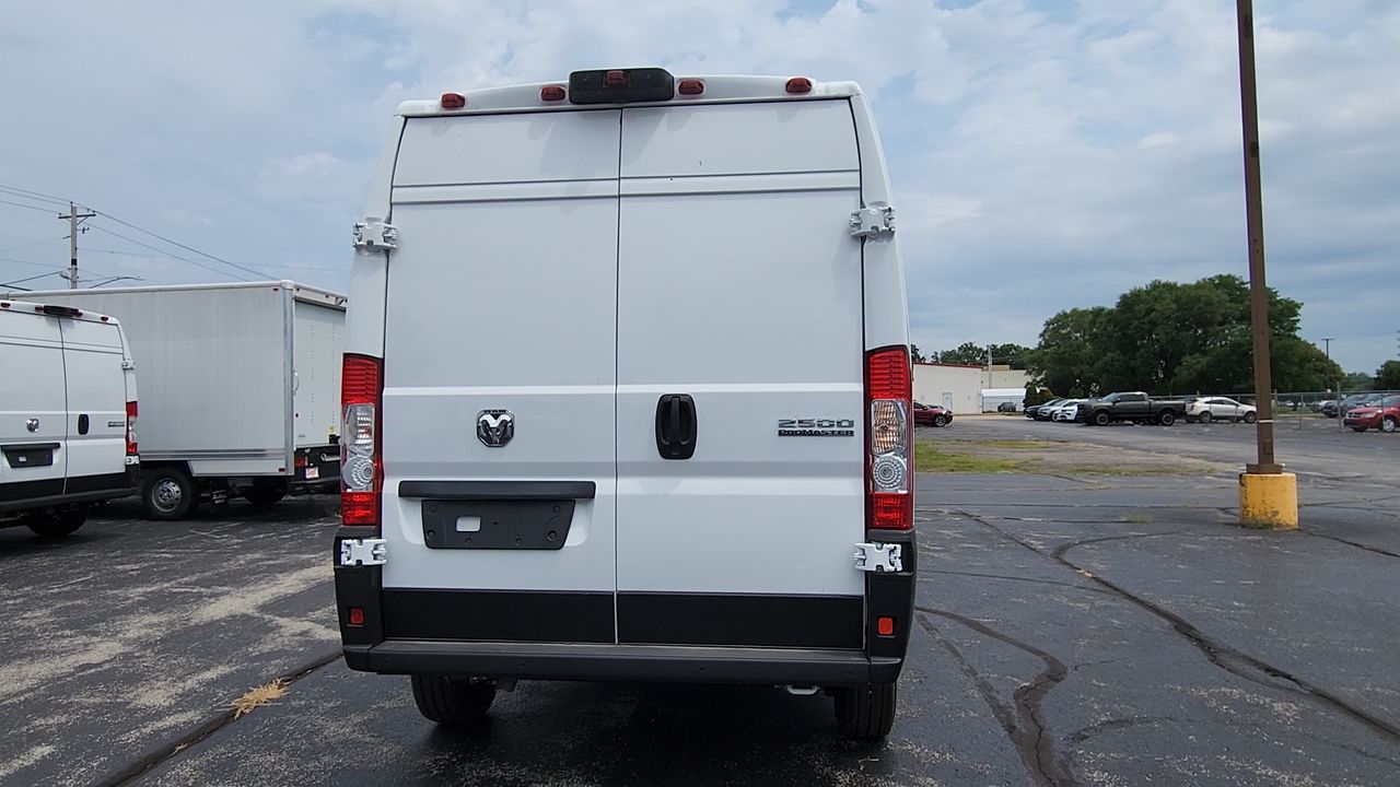 2025 Ram ProMaster 2500 photo 6