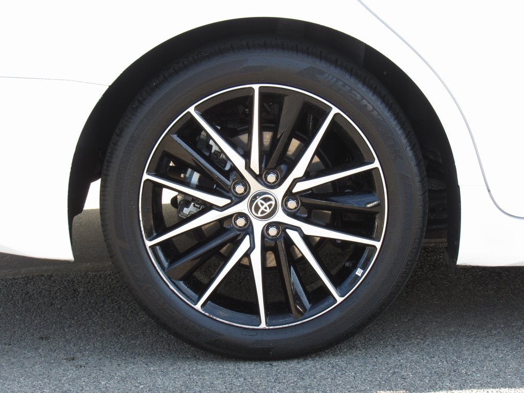 2023 Toyota Camry Hybrid SE photo 31