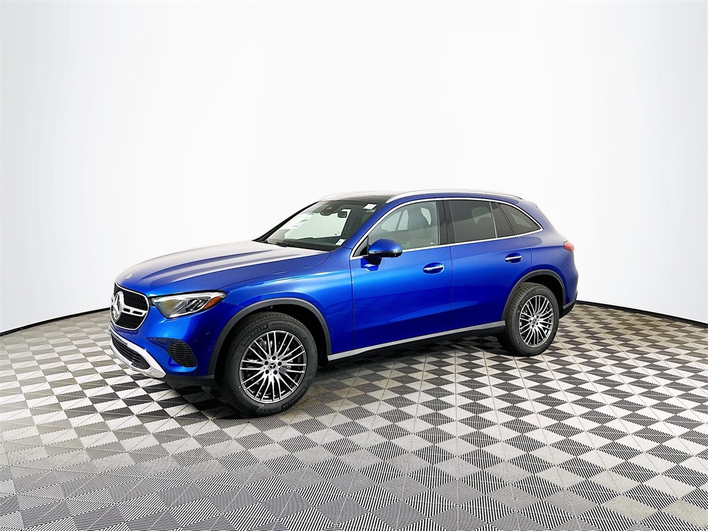 2026 Mercedes Benz GLC 300 4MATIC photo 2