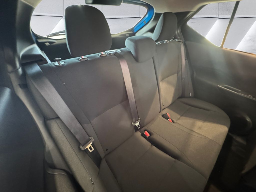 2023 Nissan Kicks S photo 16