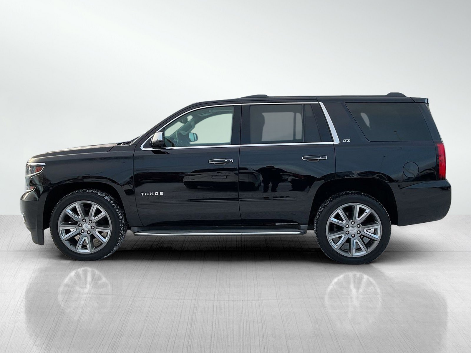 Used 2015 Chevrolet Tahoe LTZ with VIN 1GNSKCKC0FR269610 for sale in Brainerd, Minnesota