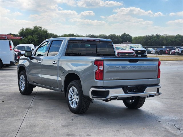 2026 Chevrolet Silverado 1500 LTZ photo 3