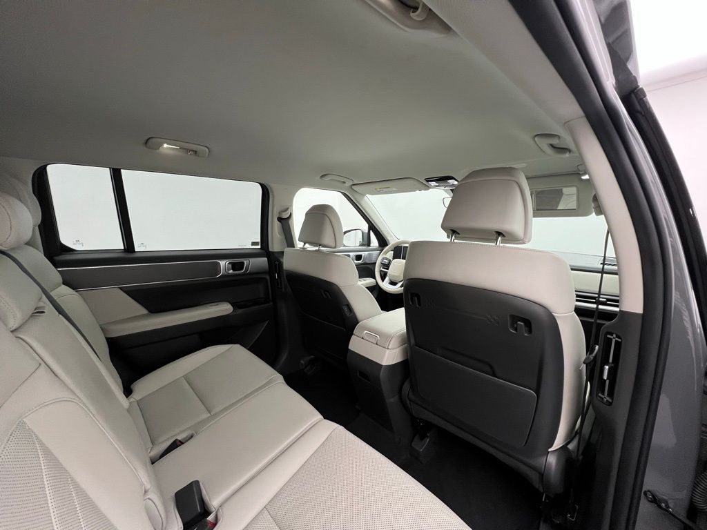 2024 Hyundai Santa Fe SEL photo 13