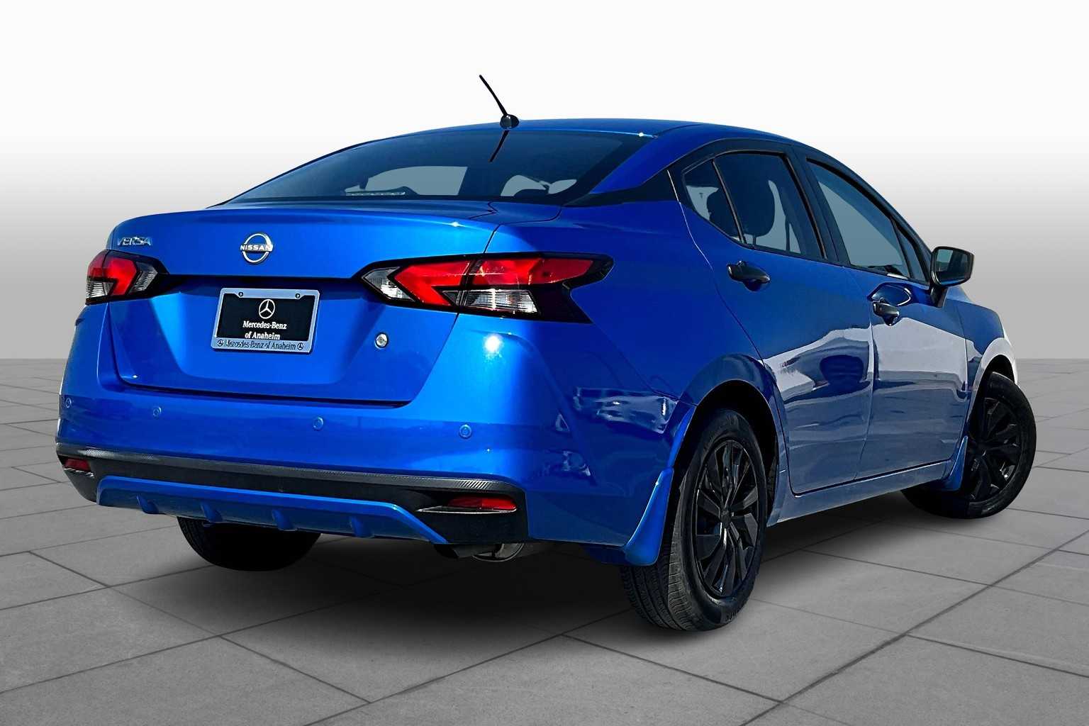 2024 Nissan Versa S photo 12