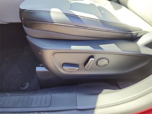 2025 Ford Escape Plug-In Hybrid Base photo 17