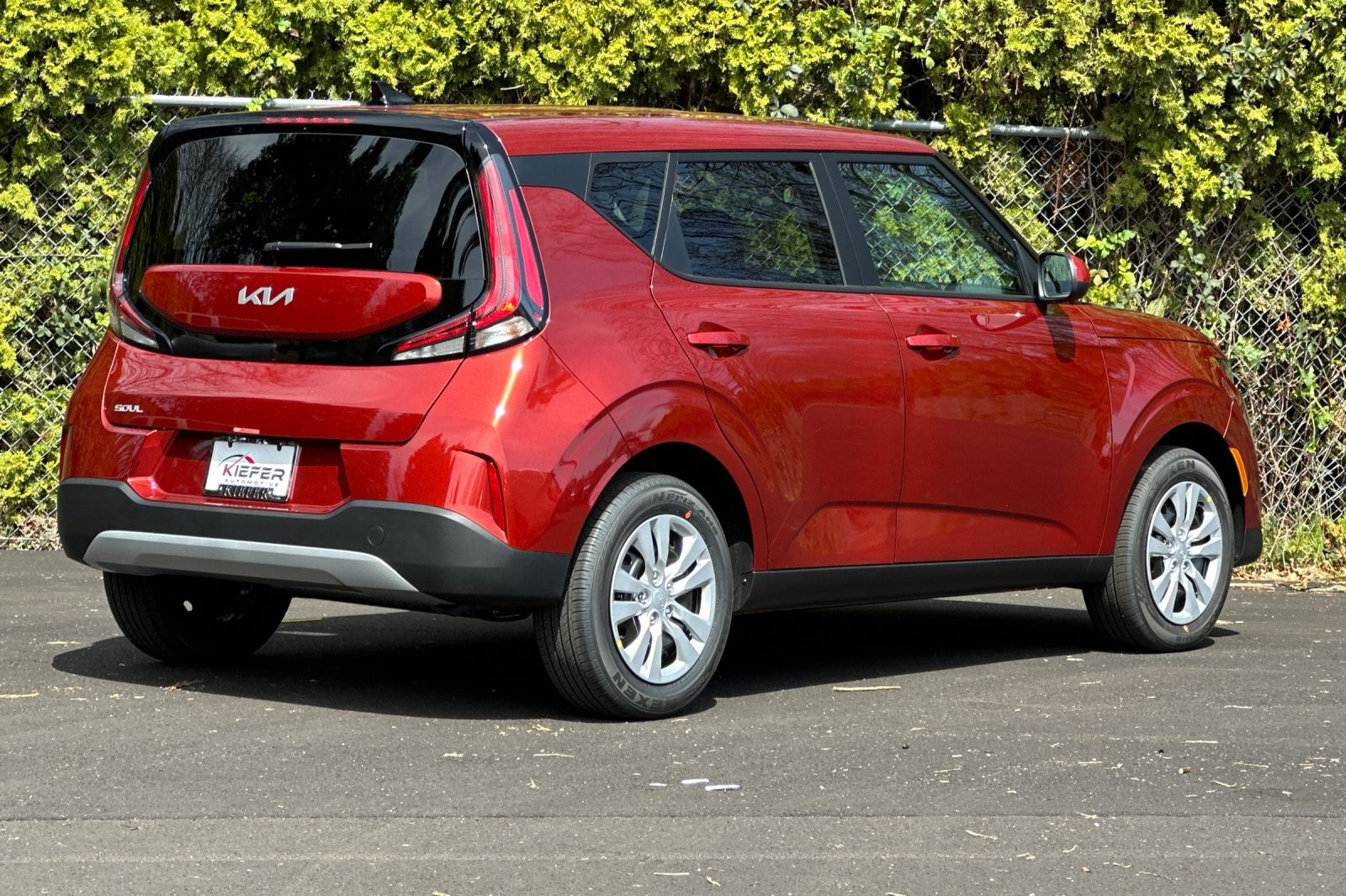 2025 Kia Soul LX photo 3