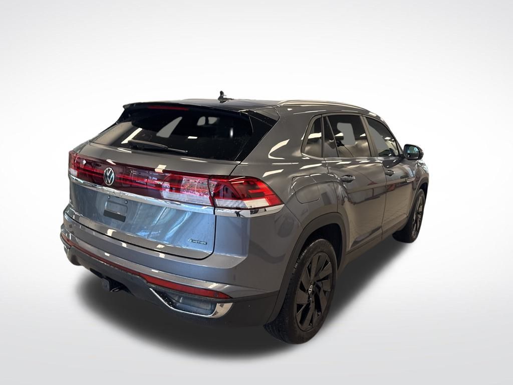 2024 Volkswagen Atlas Cross Sport SE Technology photo 7