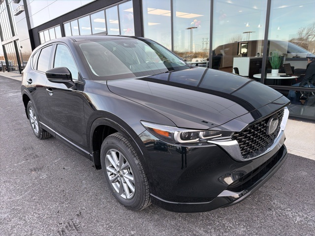 2025 Mazda CX-5 S Select Package's photo