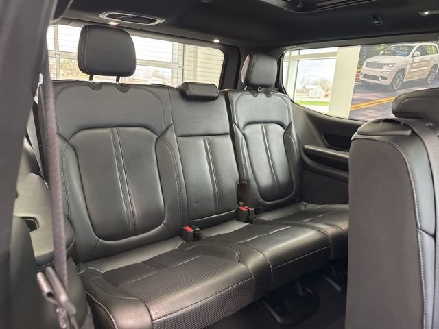 2022 Jeep Grand Wagoneer I photo 10