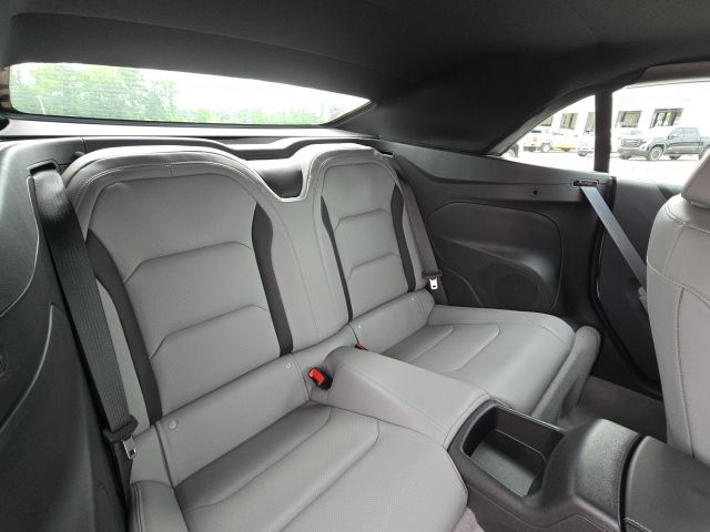2023 Chevrolet Camaro 2LT photo 10