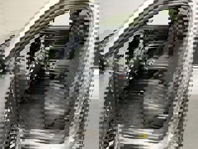 2024 Cadillac Lyriq Luxury photo 3