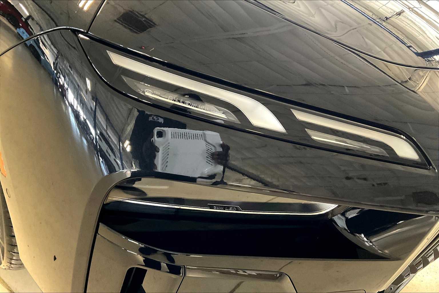 2026 Bmw 750e photo 13