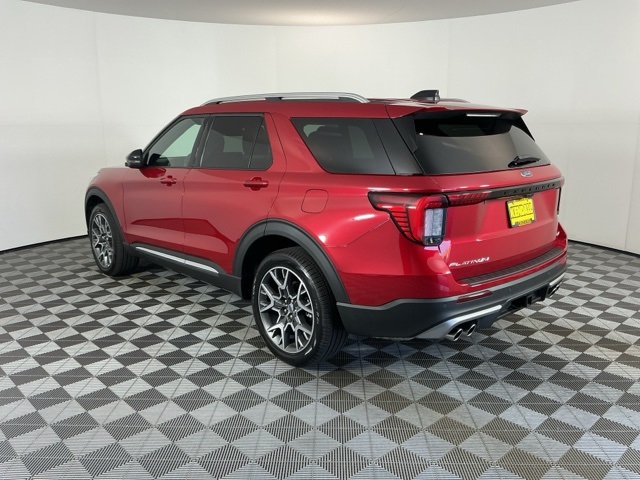 2025 Ford Explorer Platinum photo 2