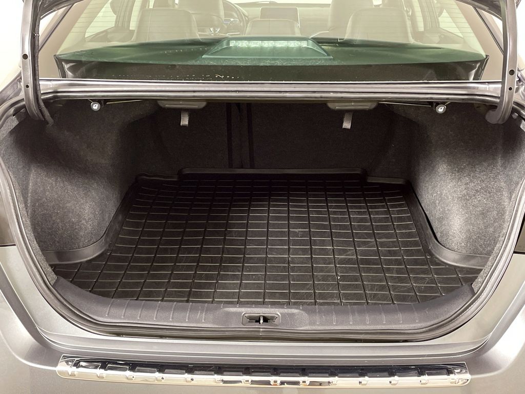 2022 Nissan Altima 2.5 SR photo 23