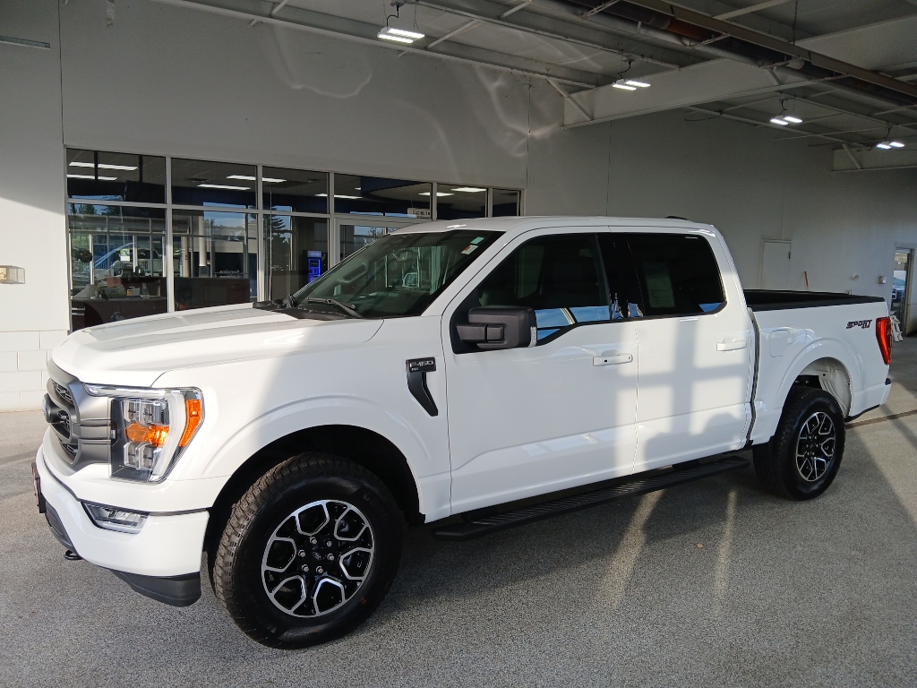 2023 Ford F-150 XLT photo 5