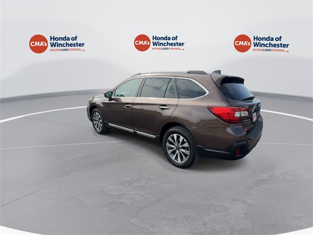 2019 Subaru Outback 3.6R Touring photo 6