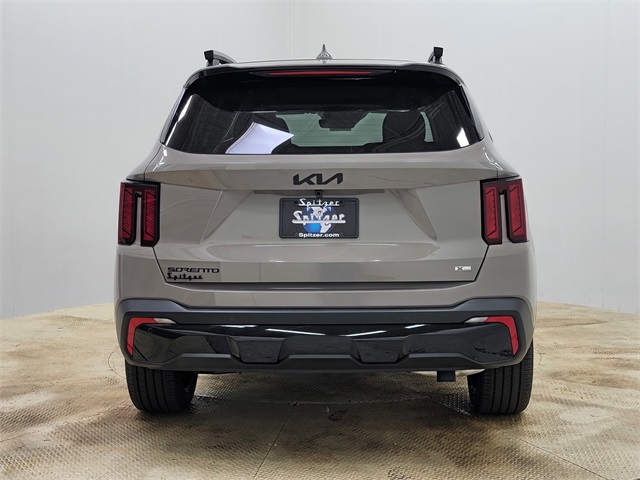 2026 Kia Sorento EX photo 3
