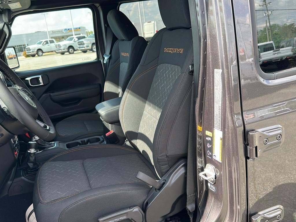 2025 Jeep Gladiator Mojave photo 20
