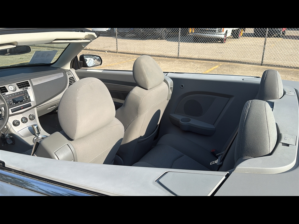 2008 Chrysler Sebring LX photo 20