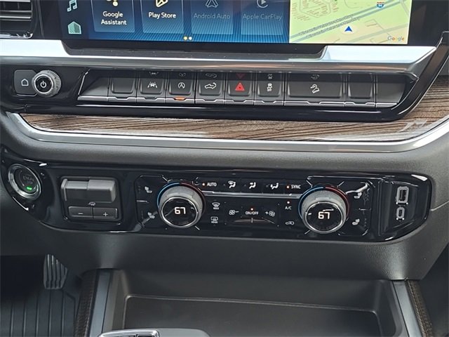 2025 Chevrolet Silverado 1500 LT photo 13