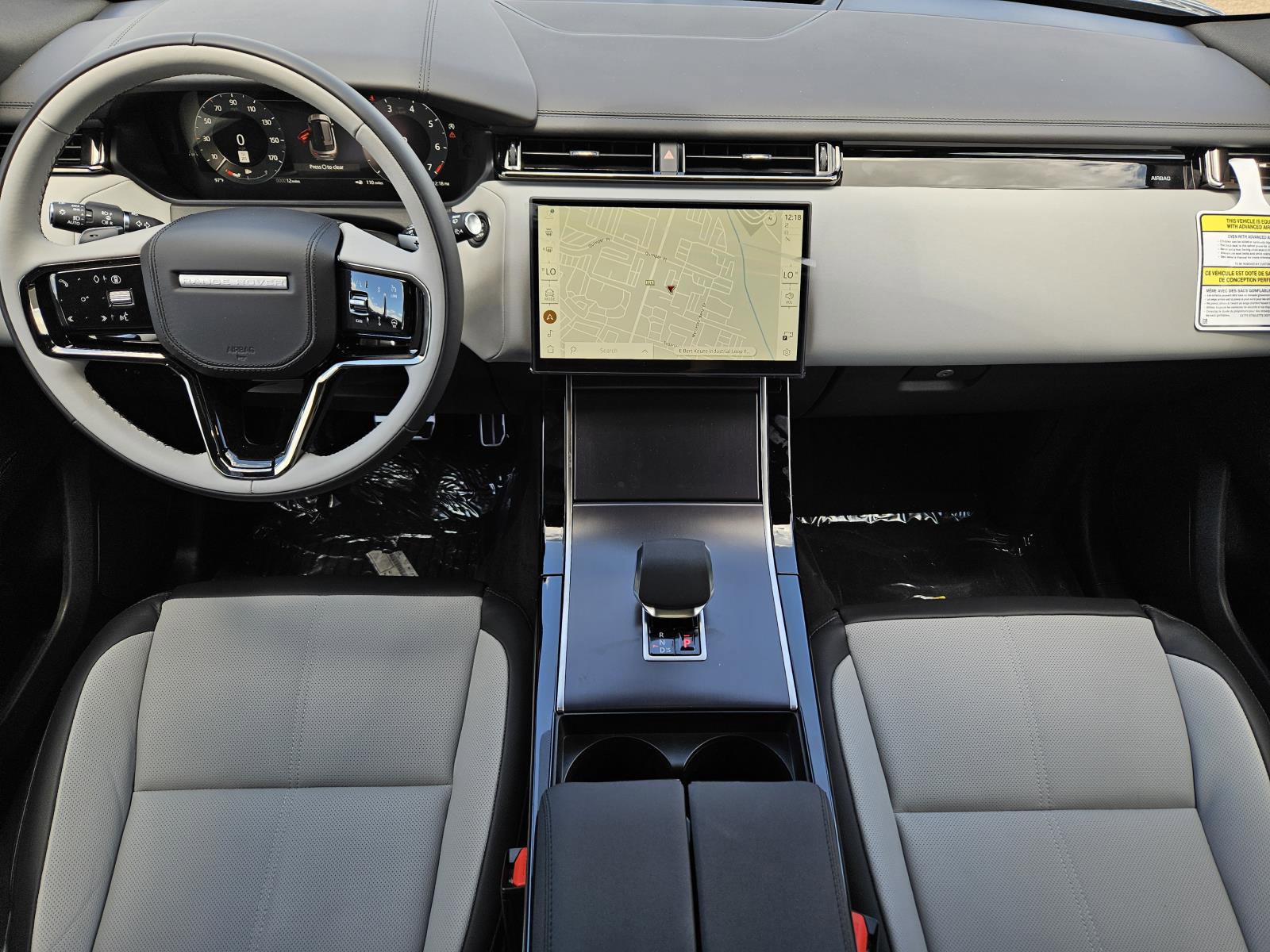2026 Land Rover Range Rover Velar SE photo 30