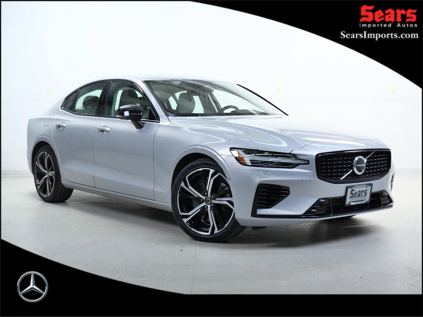 2023 Volvo S60 Plus's photo
