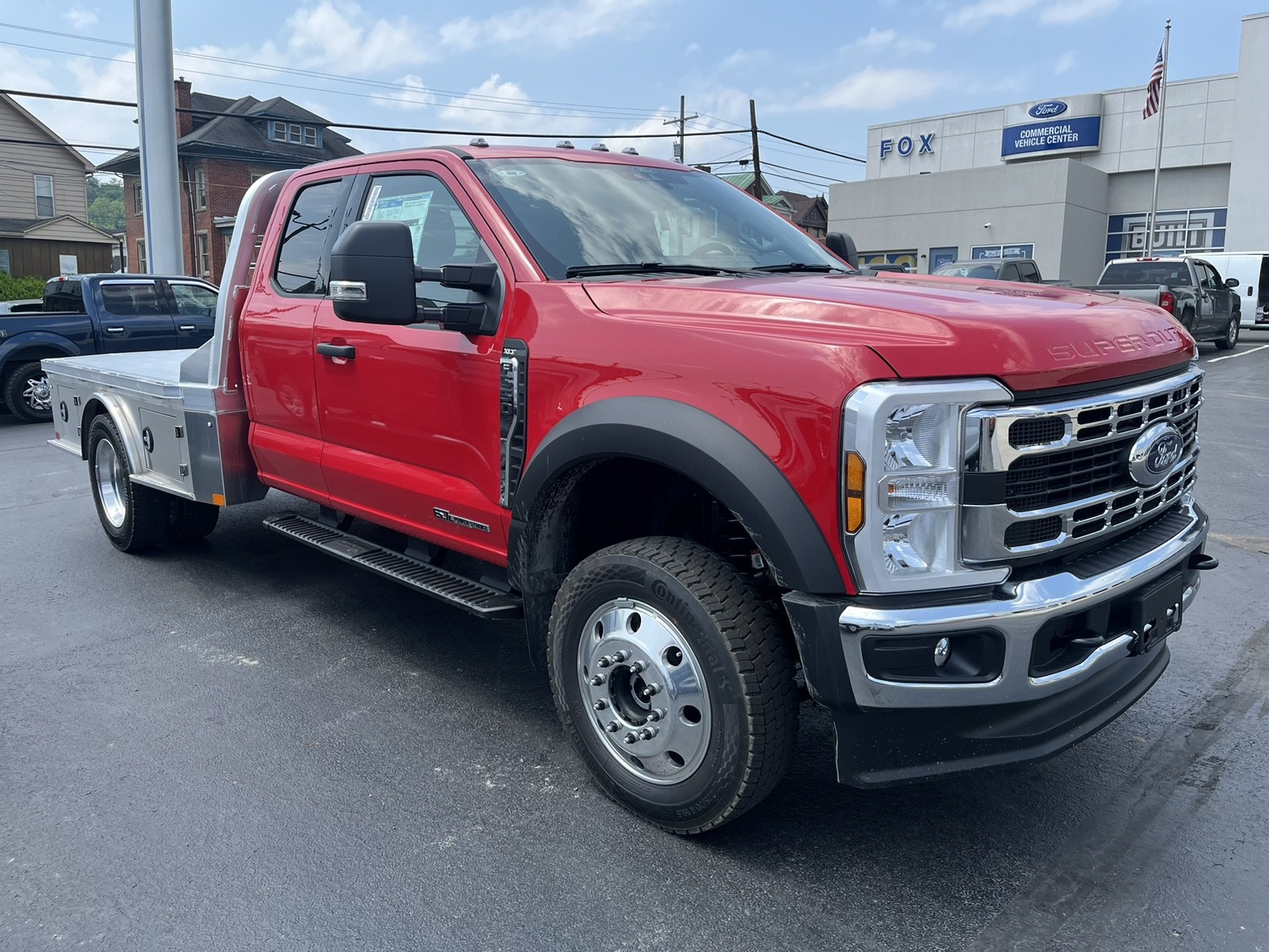 2025 Ford F-550 Super Duty Chassis Cab XLT's photo