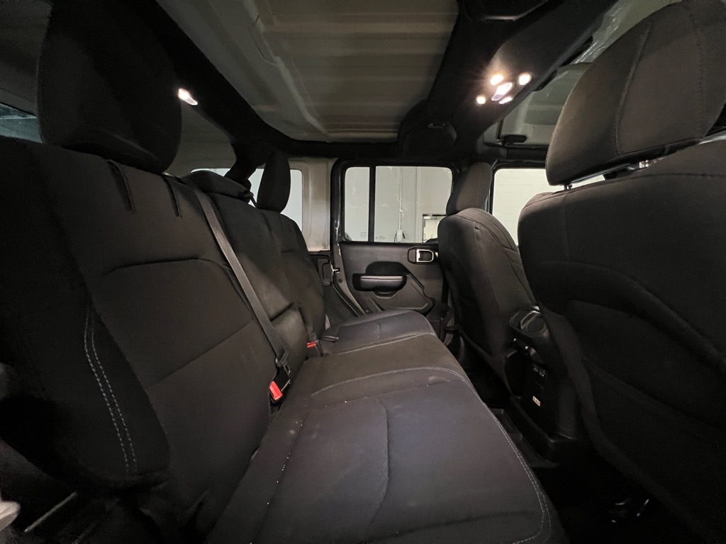 2023 Jeep Wrangler Rubicon 4xe photo 19