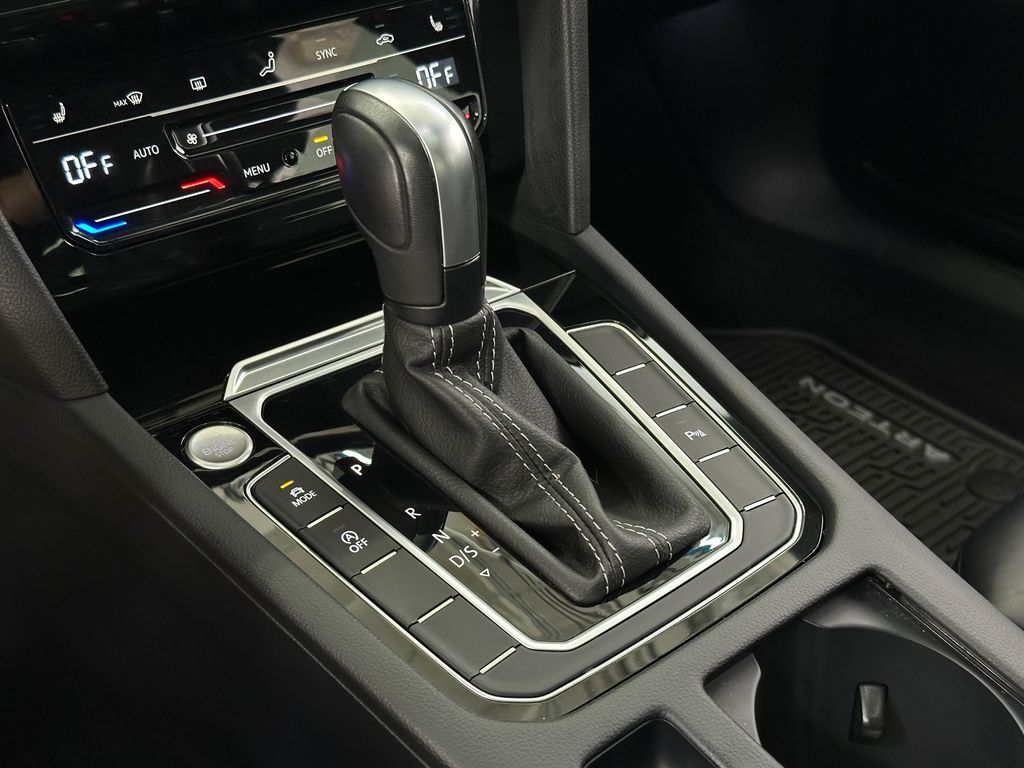 2023 Volkswagen Arteon SEL R-Line photo 28