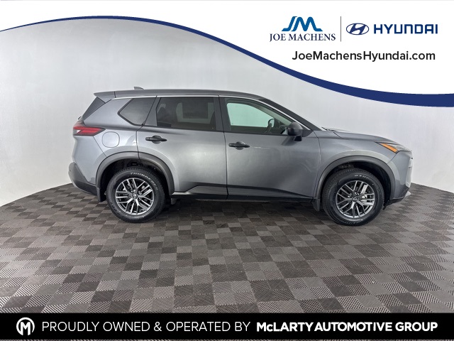 2023 Nissan Rogue S AWD photo 4