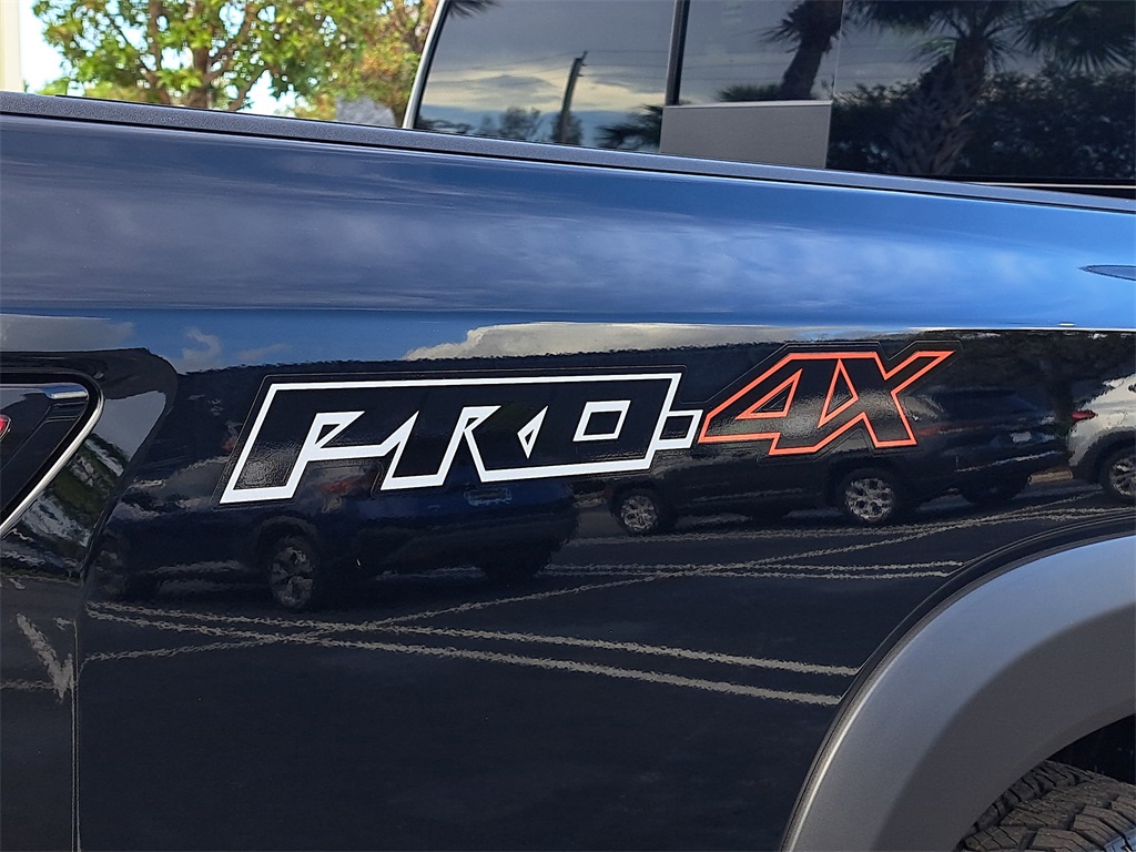 2026 Nissan Frontier Crew Cab PRO-4X photo 9