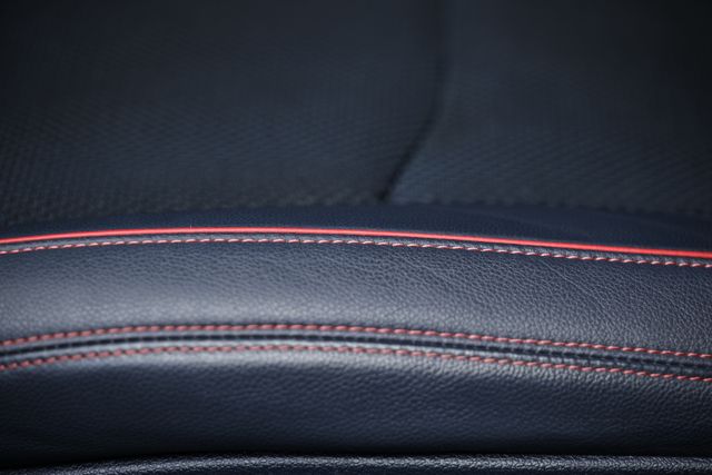 2023 Genesis GV70 2.5T Sport Prestige photo 22