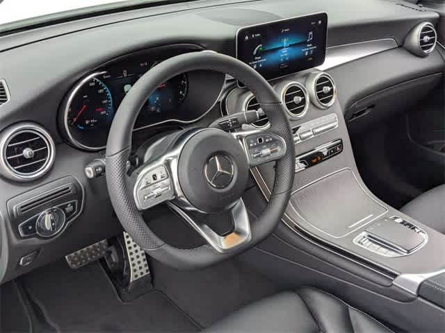 2022 Mercedes Benz GLC 300 4MATIC photo 2