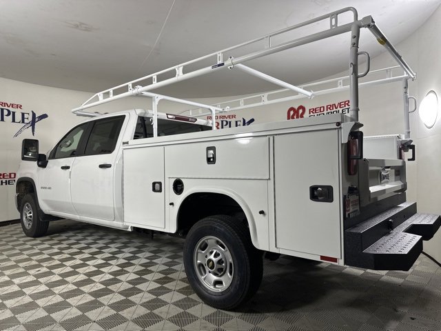 2025 Chevrolet Silverado 2500HD photo 4