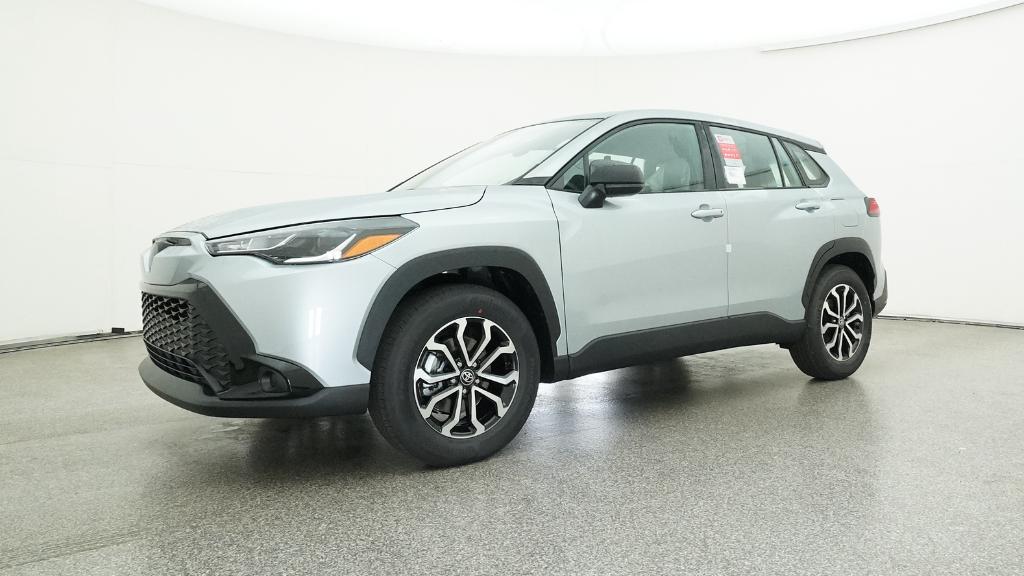 2025 Toyota Corolla Cross XLE XSE photo 5