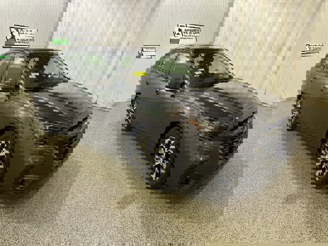 2025 Subaru Legacy Premium's photo