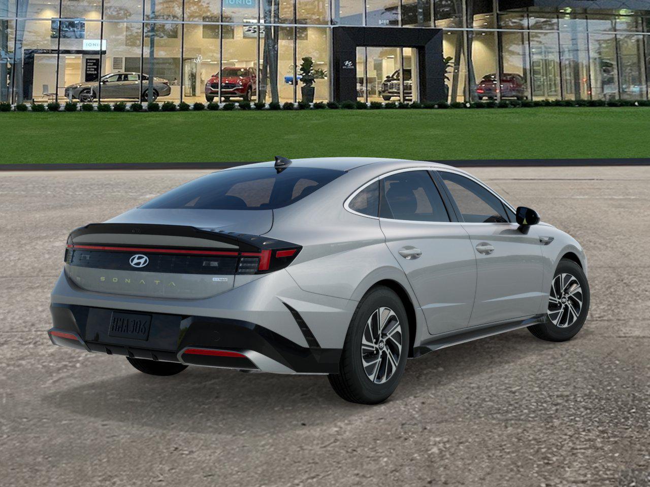 2026 Hyundai Sonata Hybrid Blue photo 4