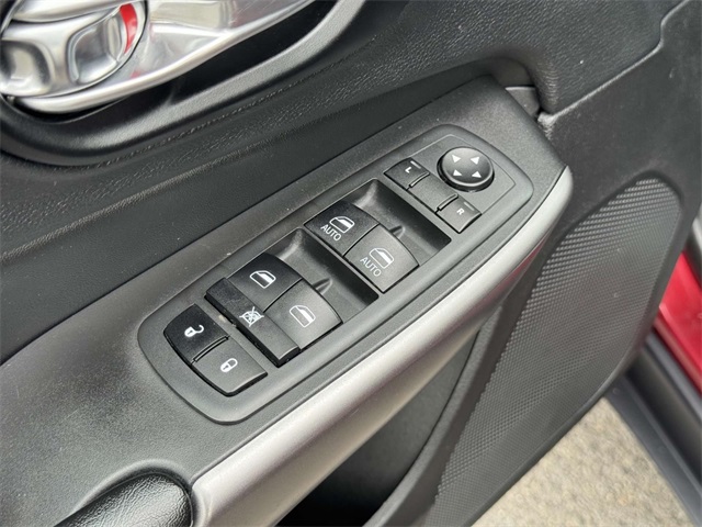 2021 Jeep Cherokee Limited photo 28