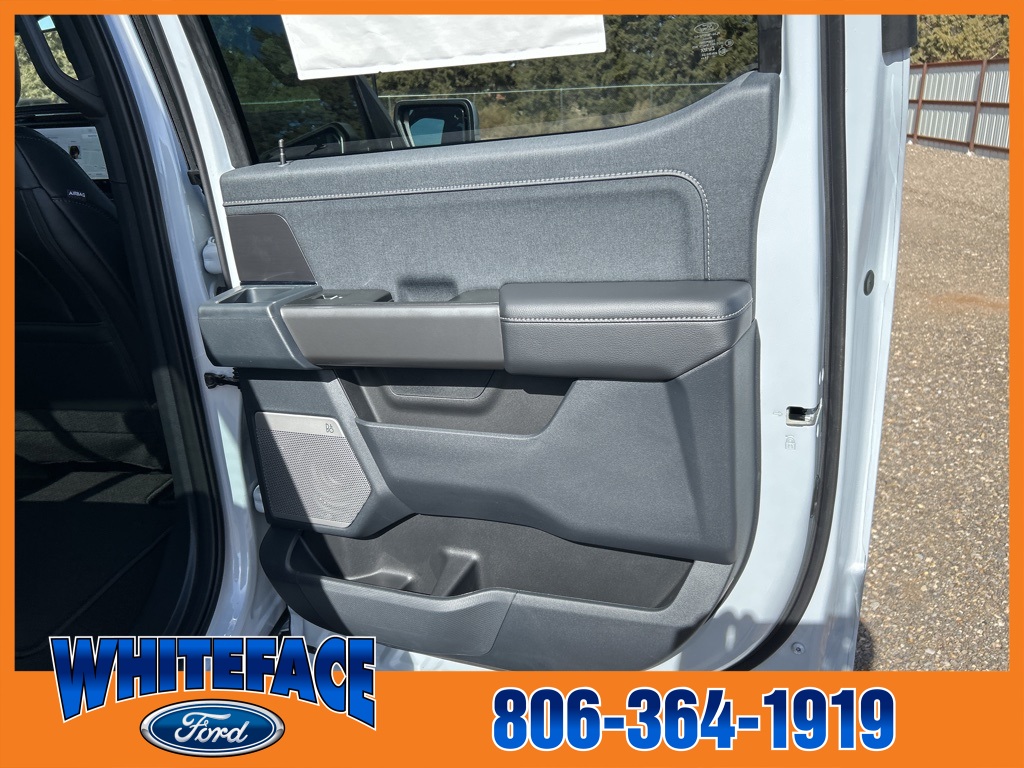 2025 Ford F-150 Lariat photo 38