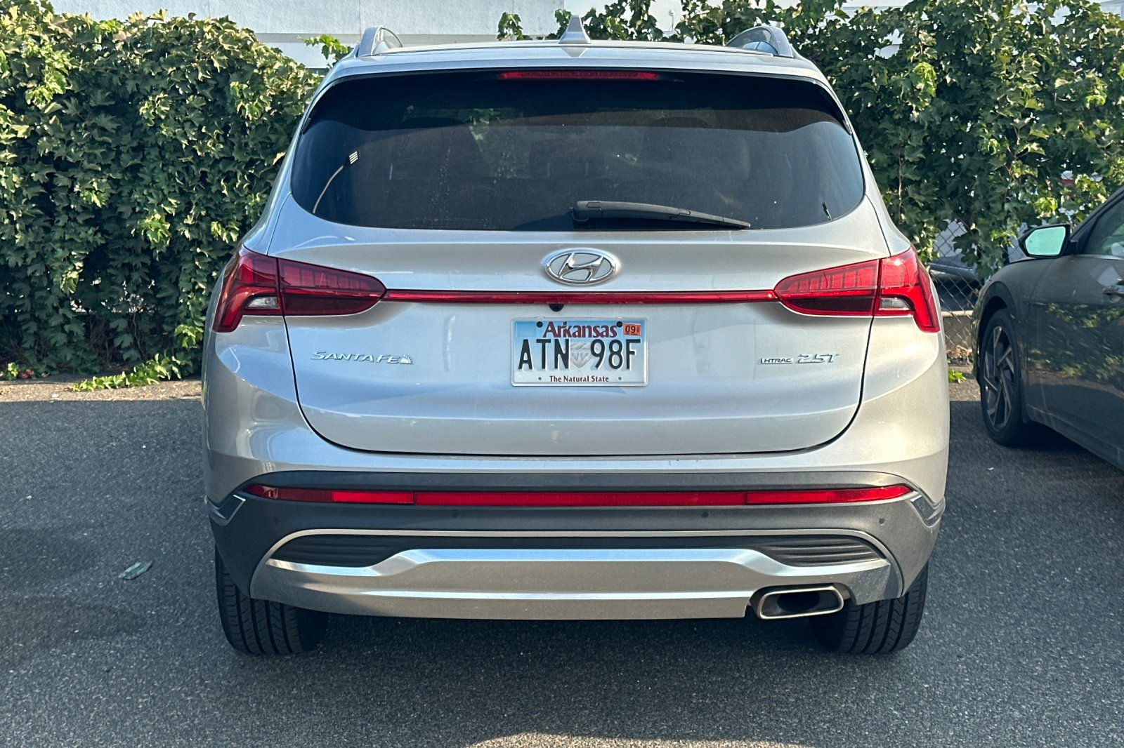 2023 Hyundai Santa Fe Limited Sport photo 2